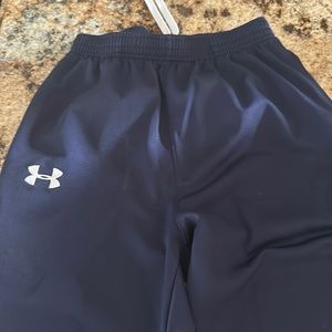 Men’s Under Armour slim leg athletic pants